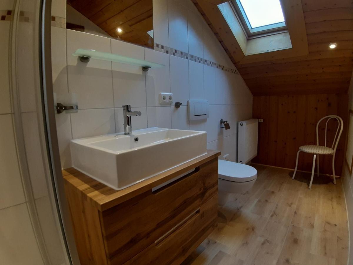 Gaestehaus Poeppl Unterwössen Esterno foto