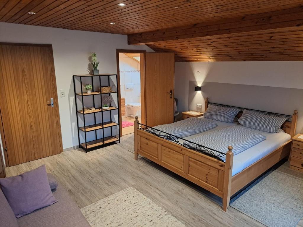 Gaestehaus Poeppl Unterwössen Esterno foto