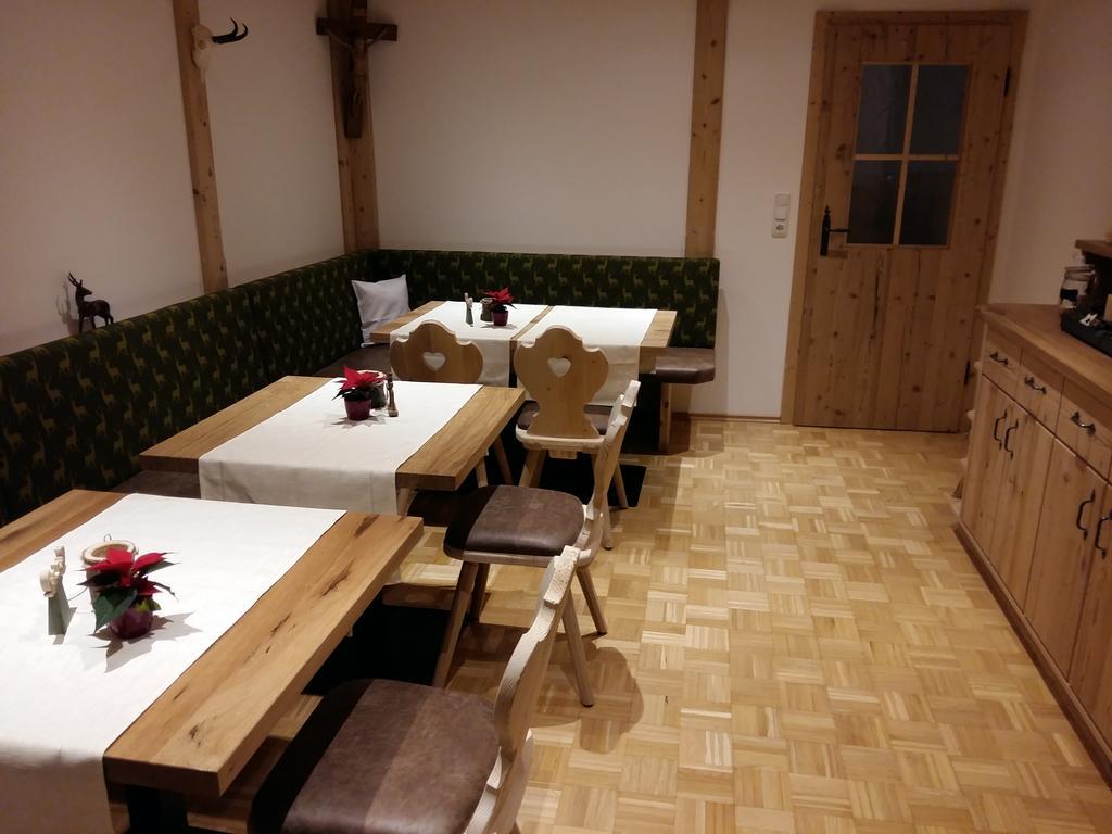 Gaestehaus Poeppl Unterwössen Esterno foto