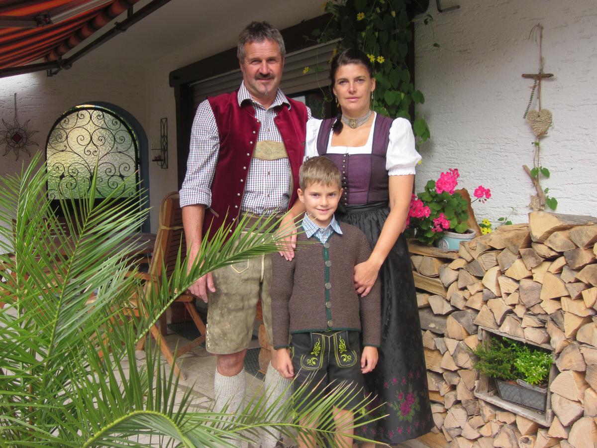 Gaestehaus Poeppl Unterwössen Esterno foto
